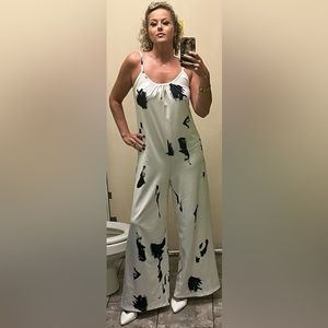 Black & White Wide Leg Jumper!